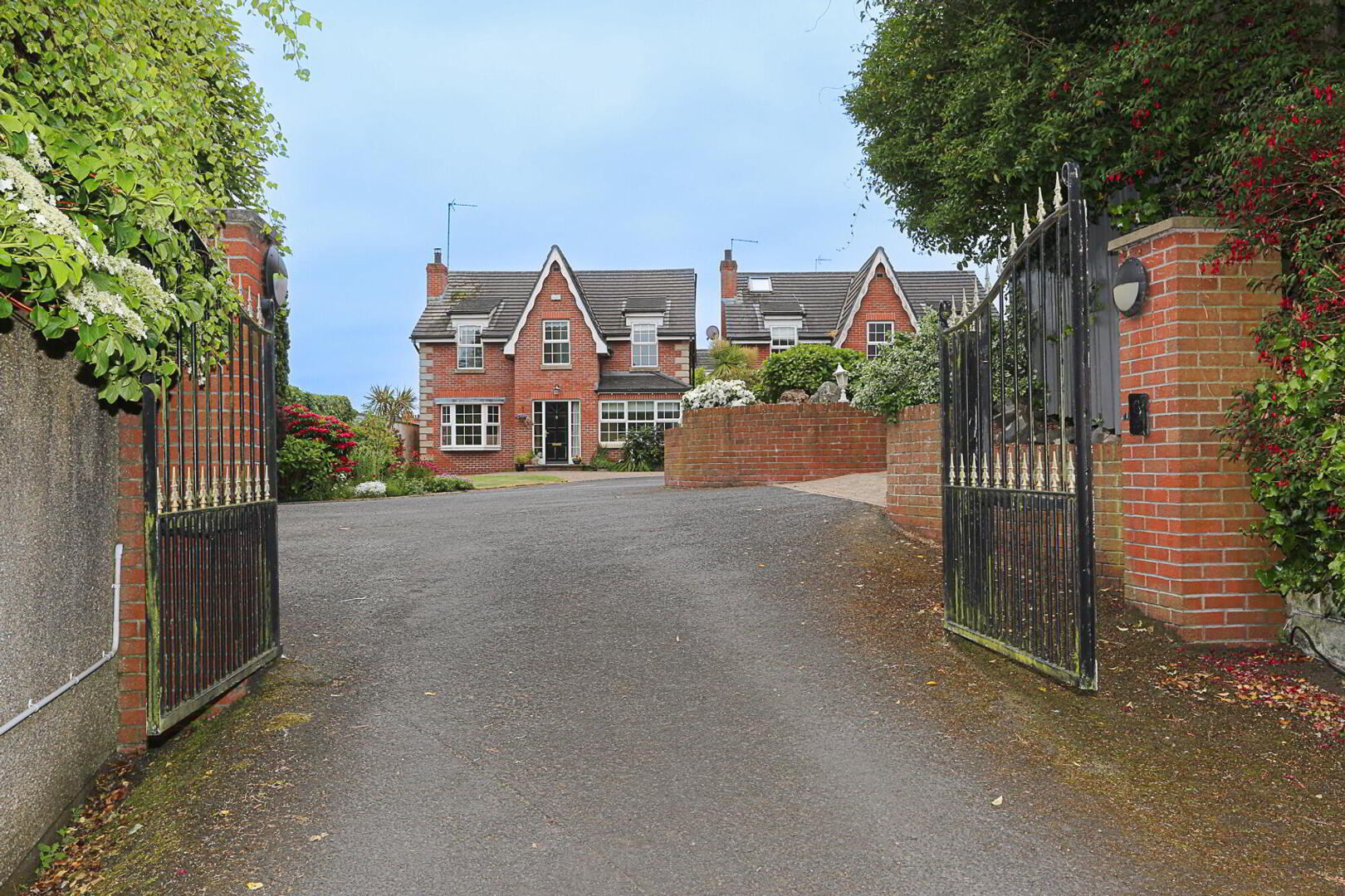 1 Seaforth Close 16 of 16