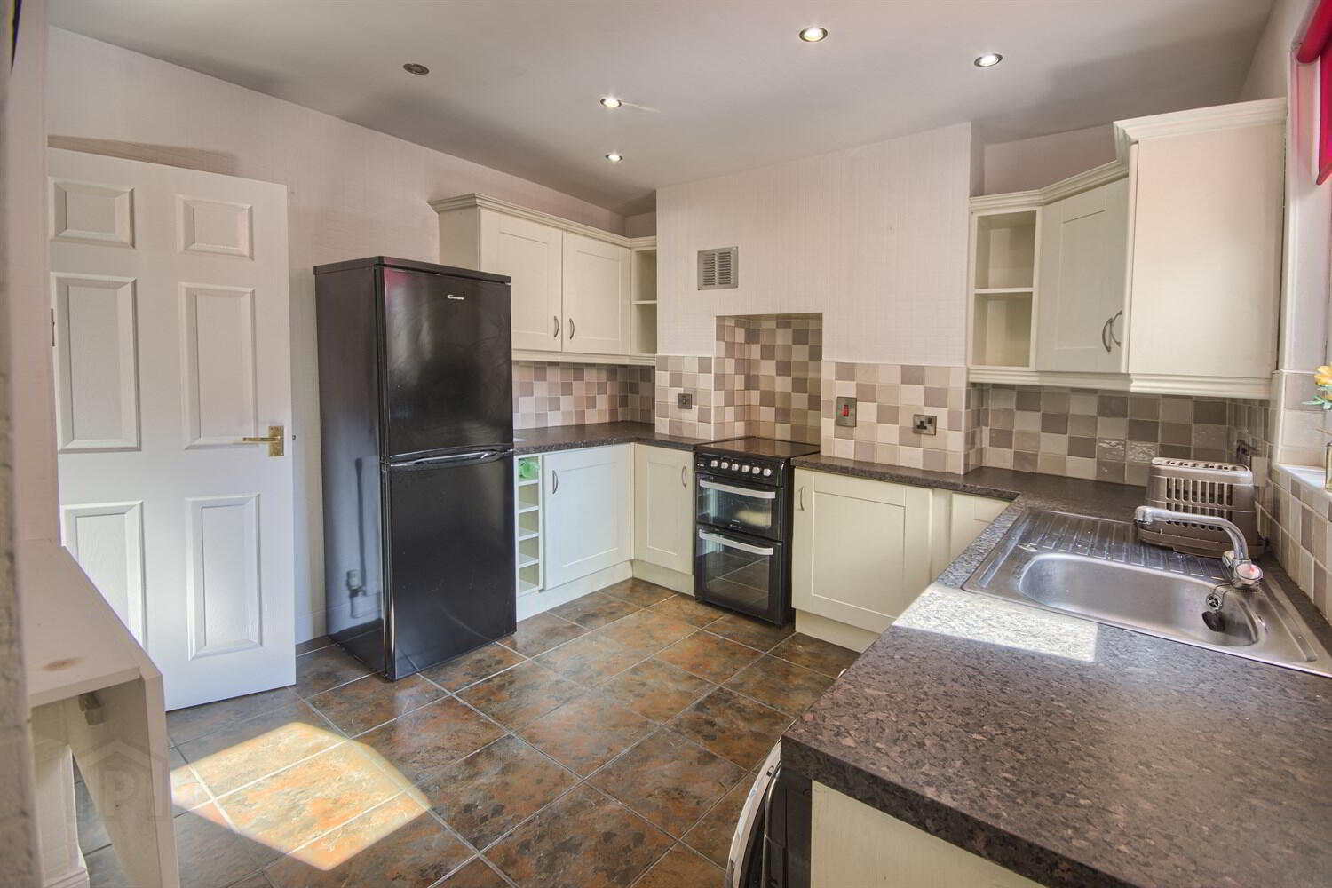 132 Balfour Avenue 5 of 11