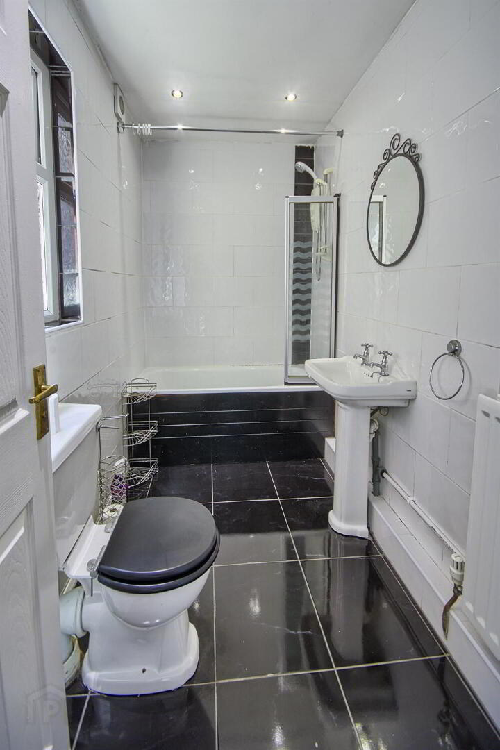 132 Balfour Avenue 6 of 11