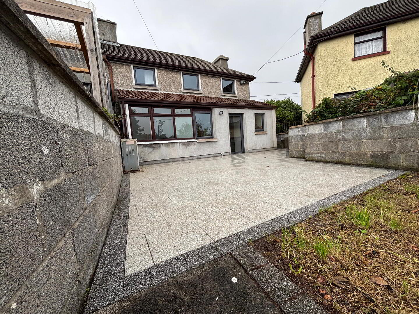 6 Martin Savage Terrace 24 of 28