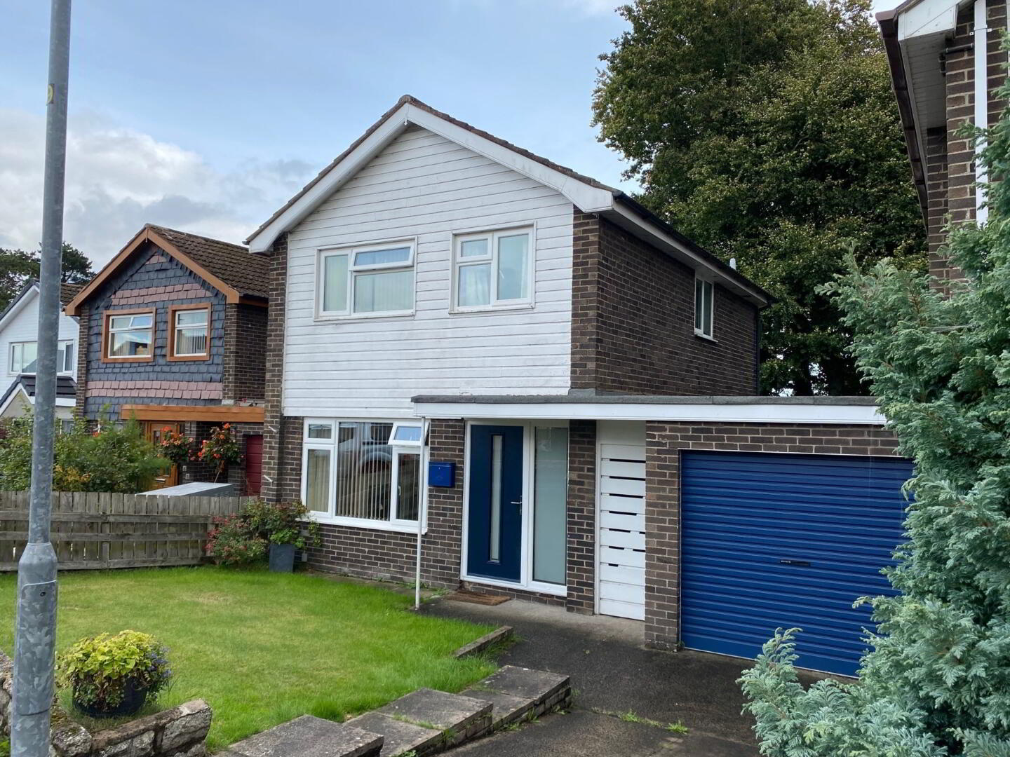 66 Woodview Crescent 1 of 14