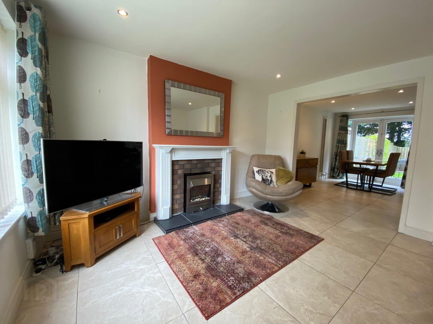 66 Woodview Crescent 3 of 14