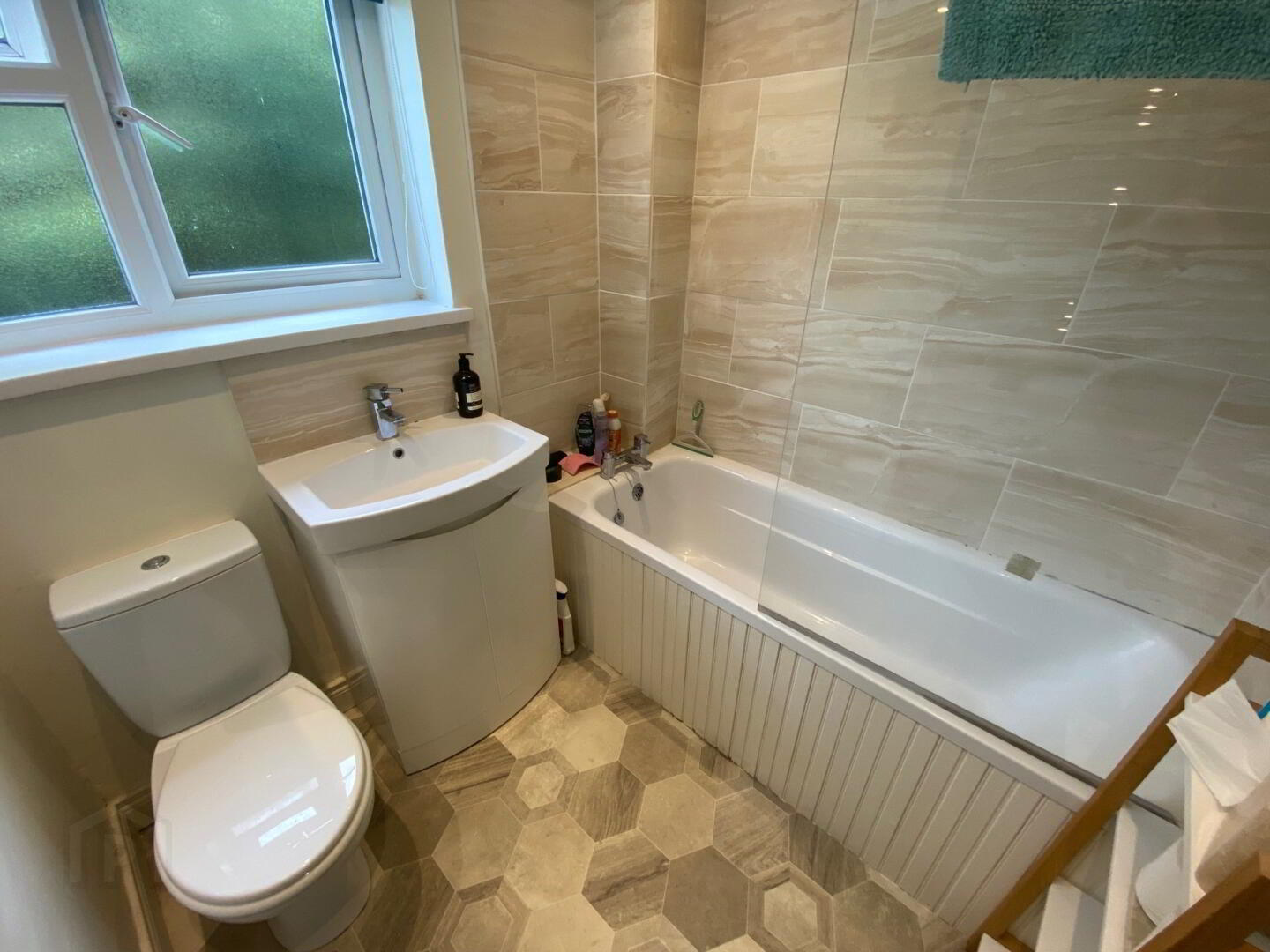 66 Woodview Crescent 8 of 14