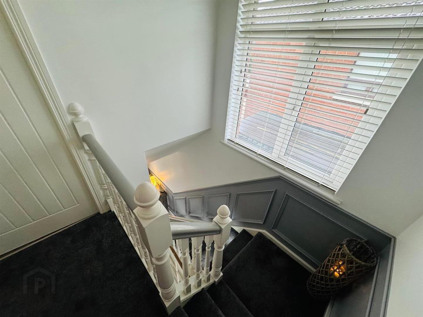 28 Rossdowney Drive 10 of 19