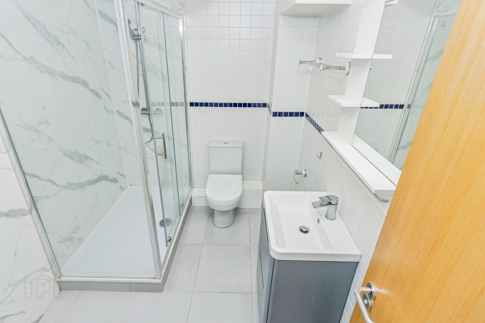 Flat 62 South Studios, 85 Tates Avenue, Belfast 18 of 22