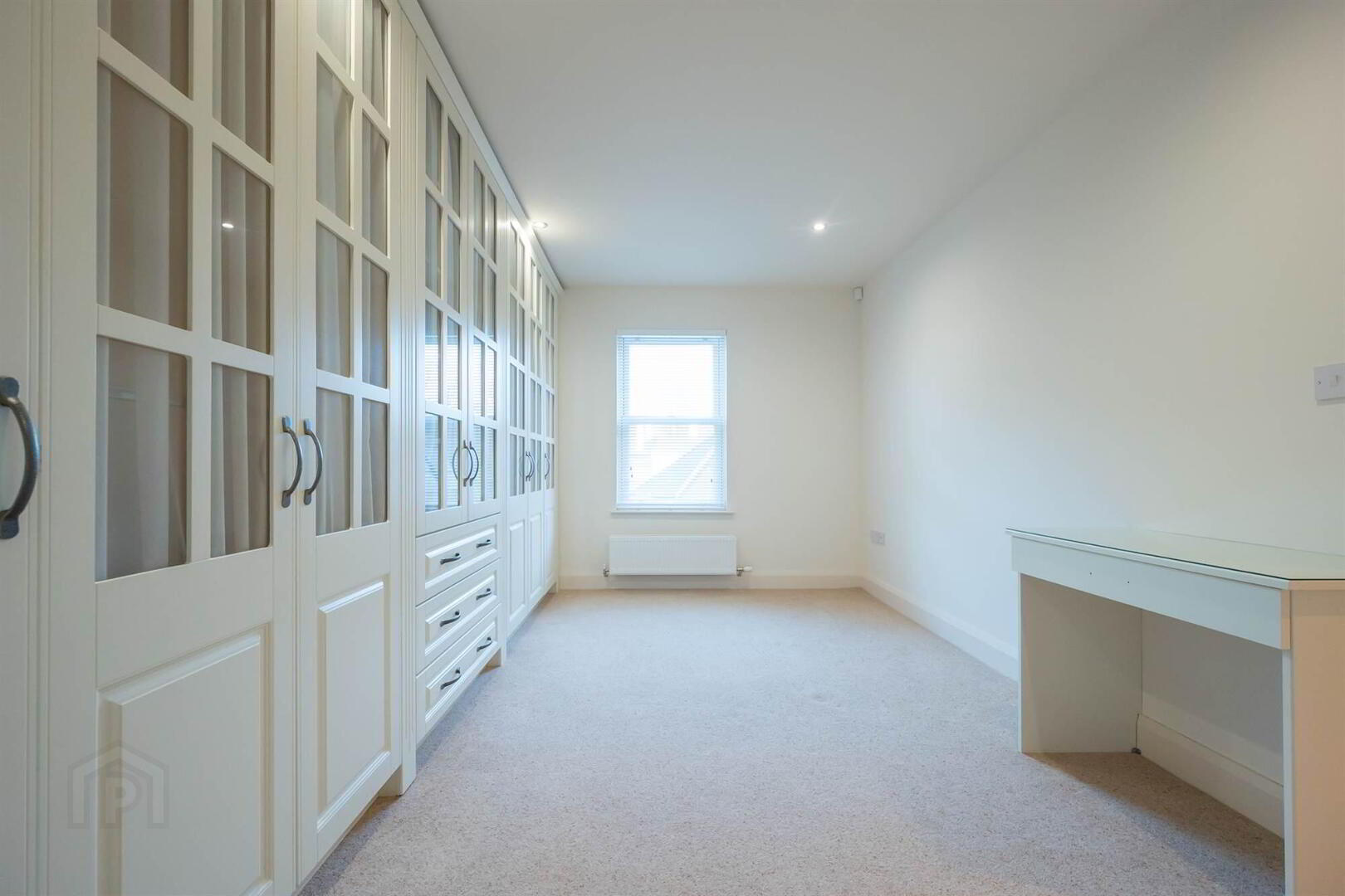 33 Sandown Manor, 84a Sandown Road 10 of 16
