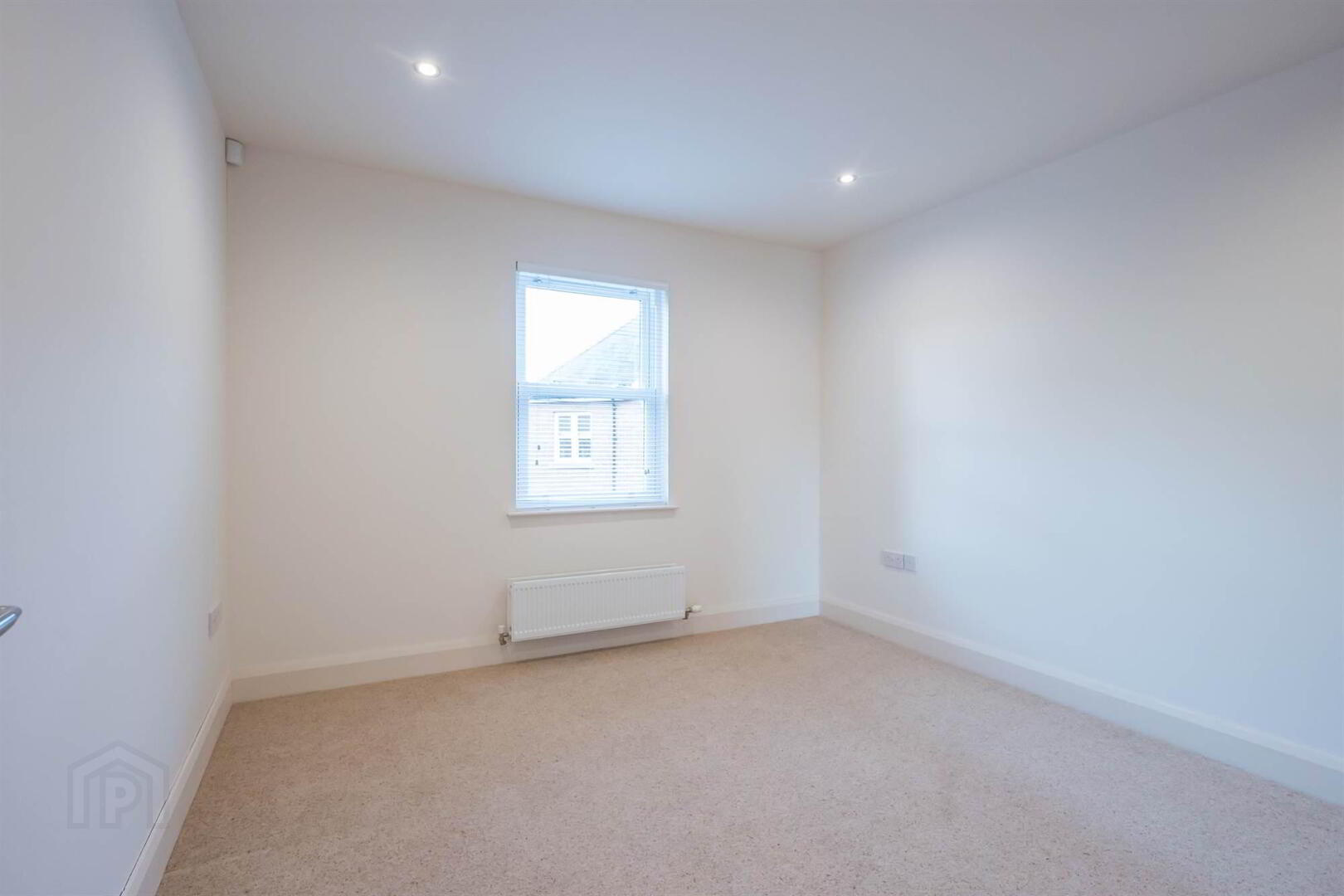 33 Sandown Manor, 84a Sandown Road 12 of 16
