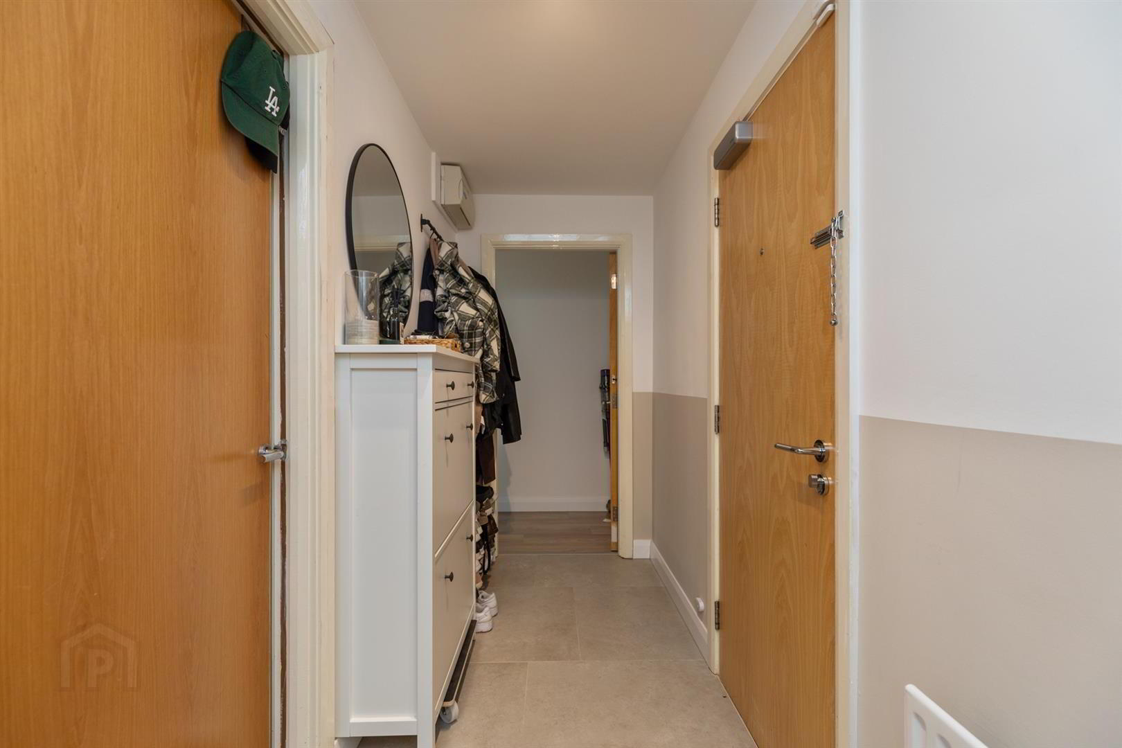 Apt 4, 112 Templemore Avenue 3 of 17