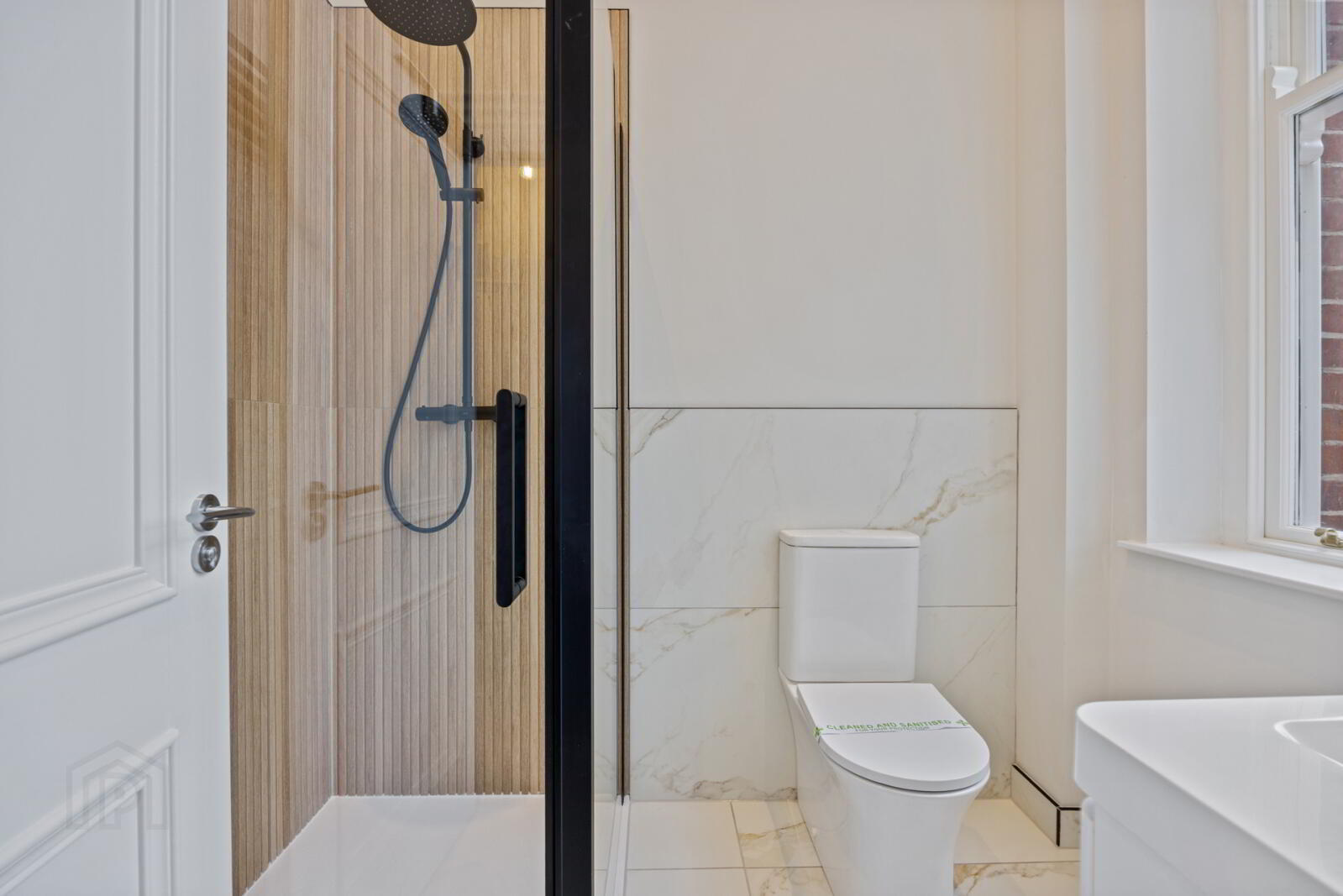 Apartment 4 16 Ishbel Mews 12 of 17