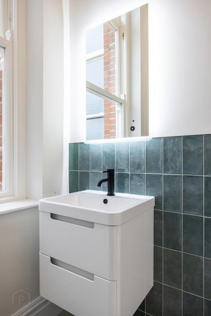 Apartment 4 16 Ishbel Mews 16 of 17