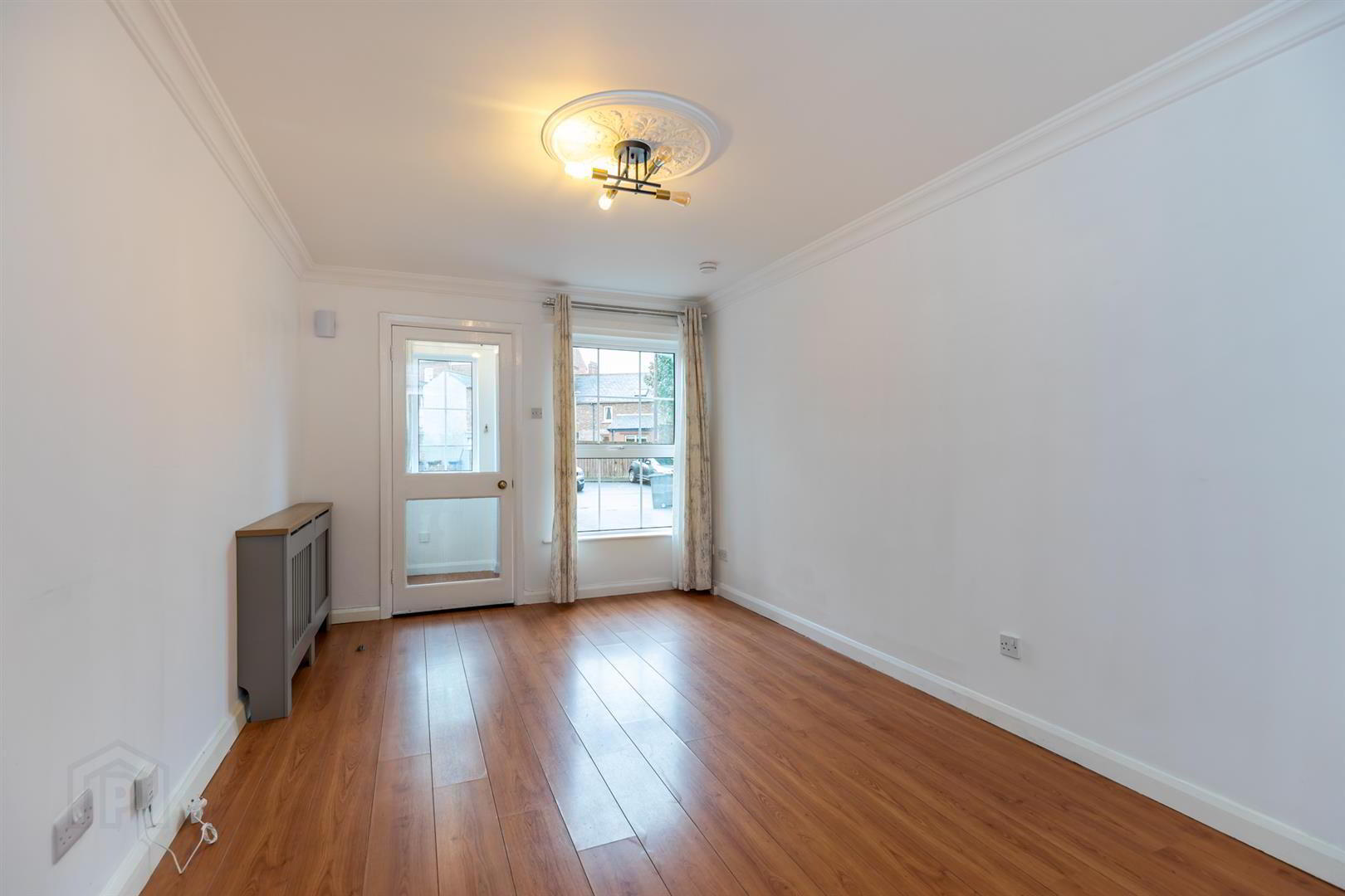 Apt 13, Earls Court 4 of 17