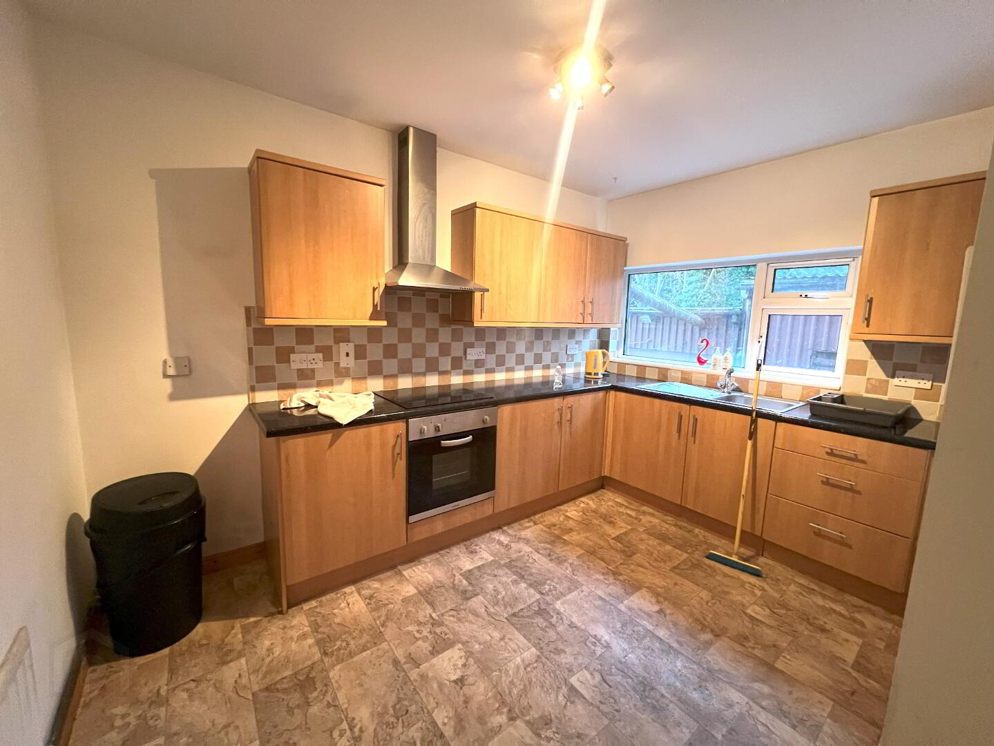 28 Benson Street 4 of 11