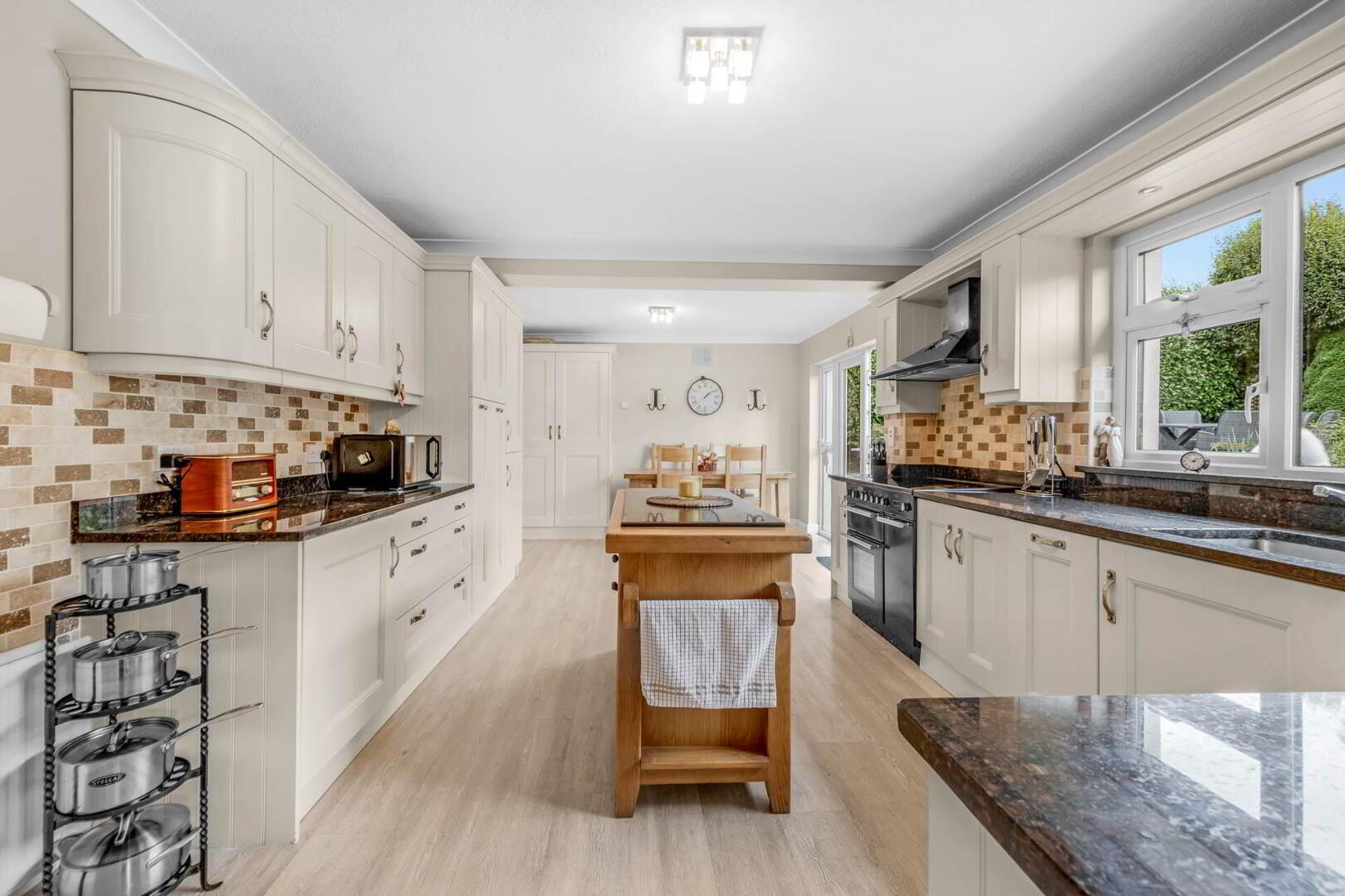 51 Tudor Grove 9 of 26