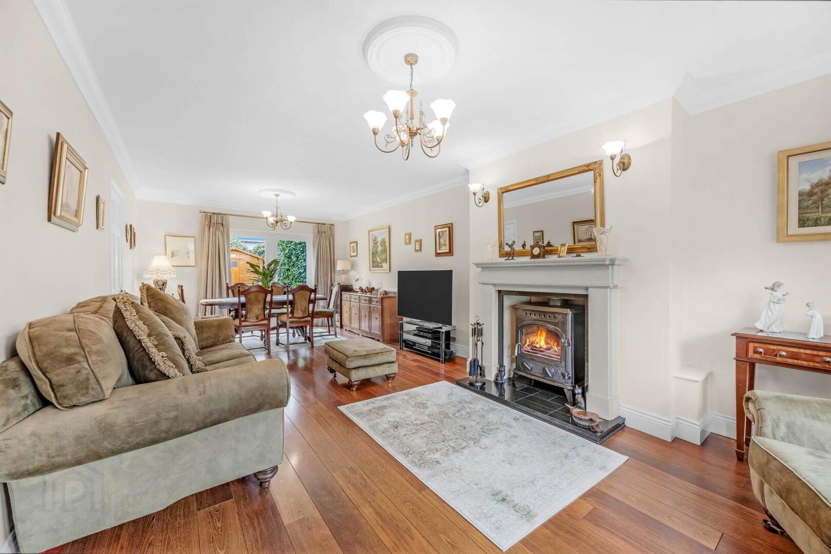 51 Tudor Grove 5 of 26