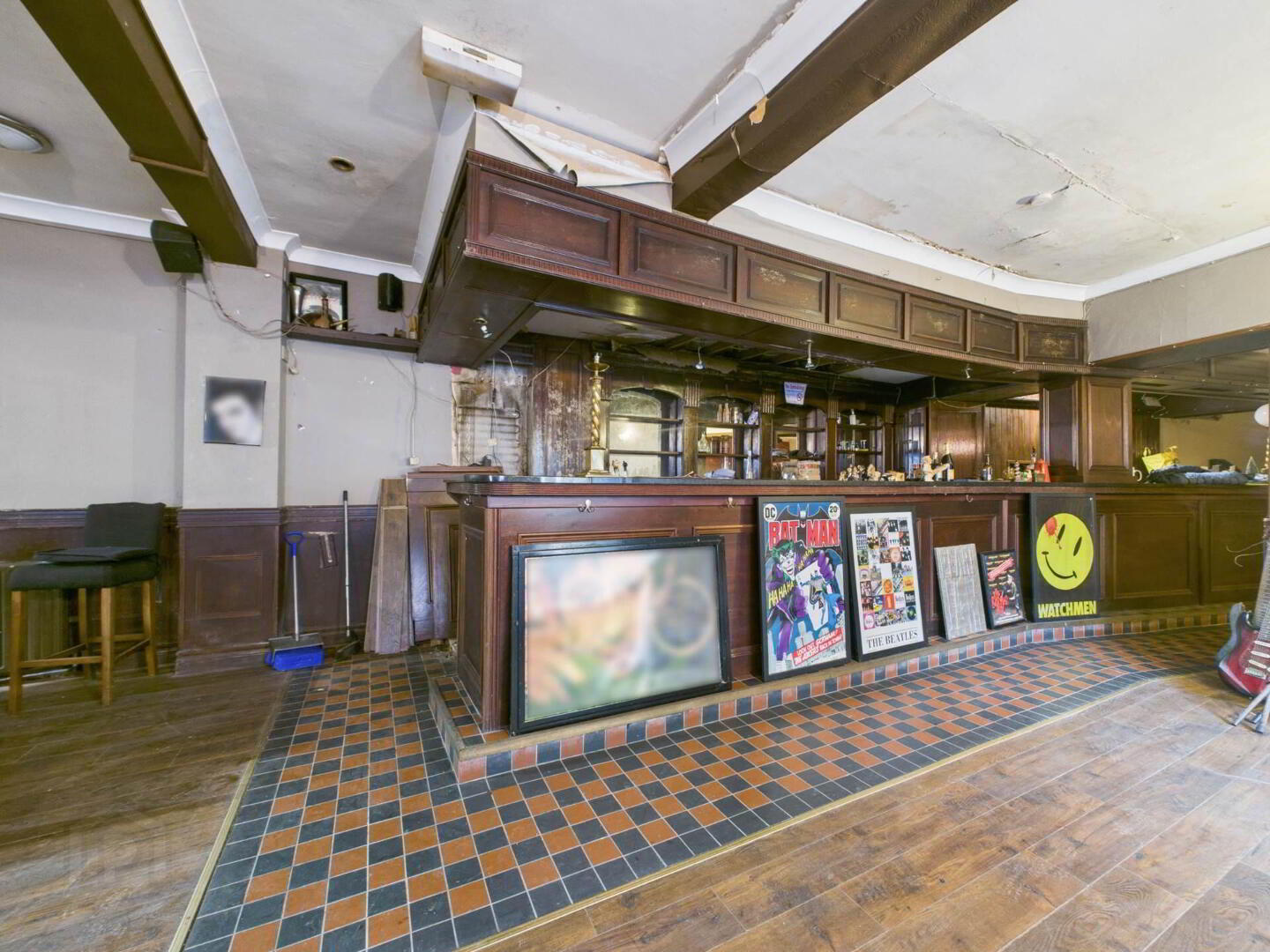 The Royal Bar, Kickham Street 2 of 10
