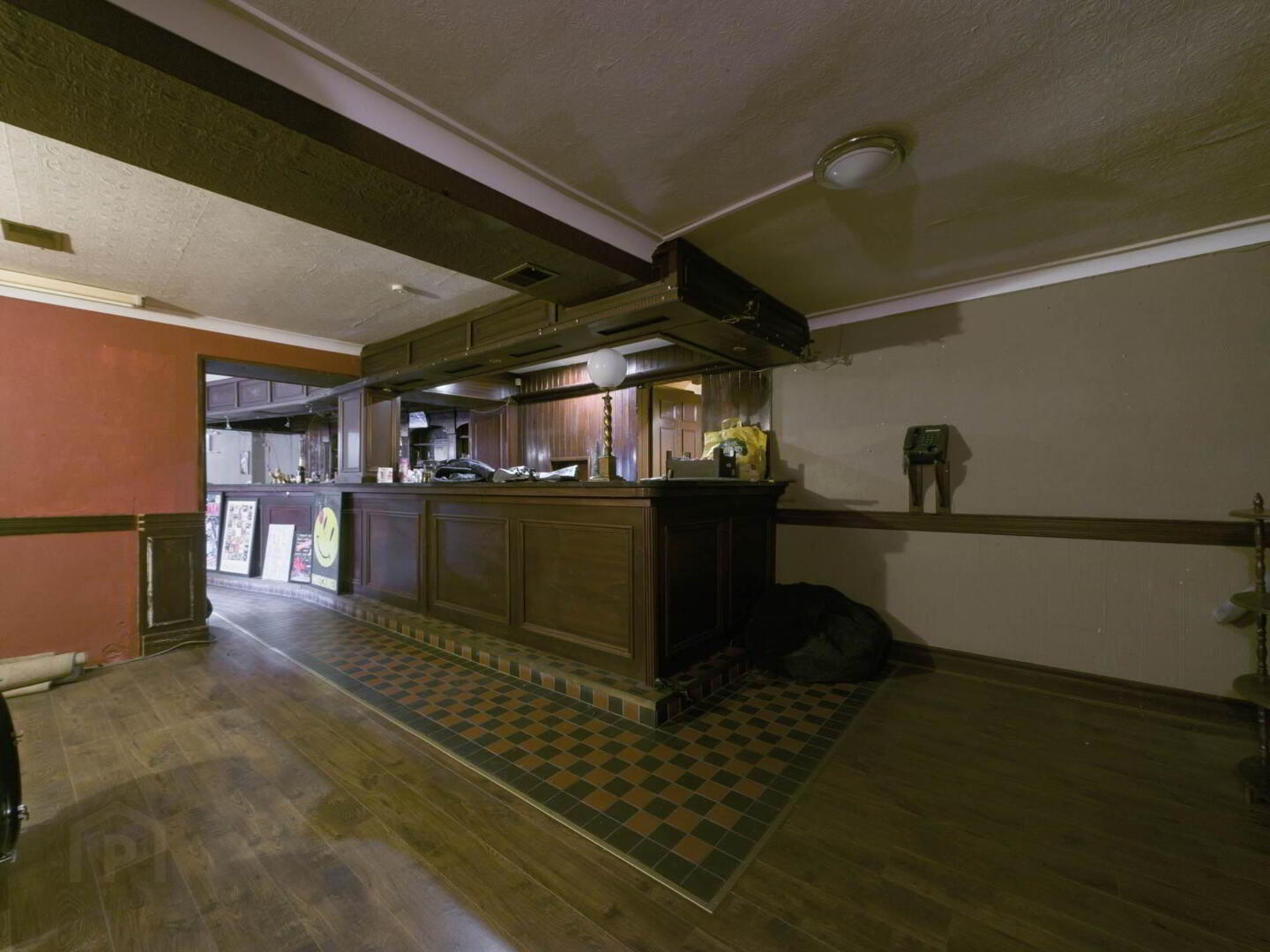 The Royal Bar, Kickham Street 8 of 10