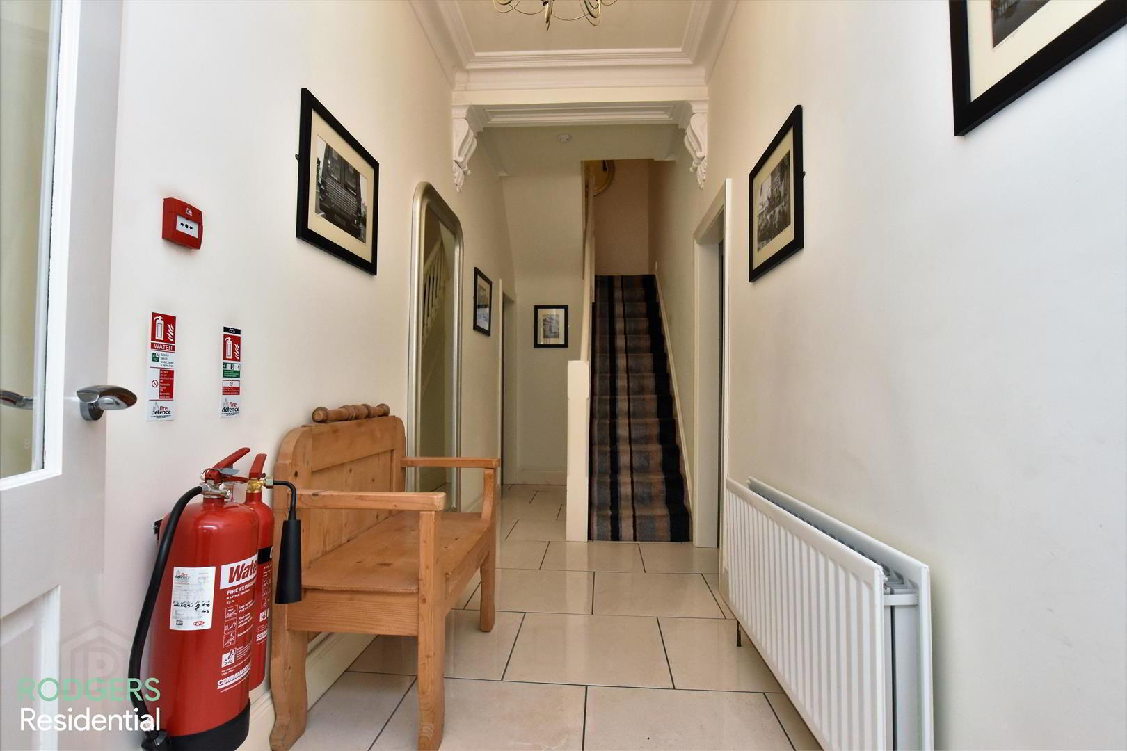 1b, 422 Beersbridge Road 2 of 8
