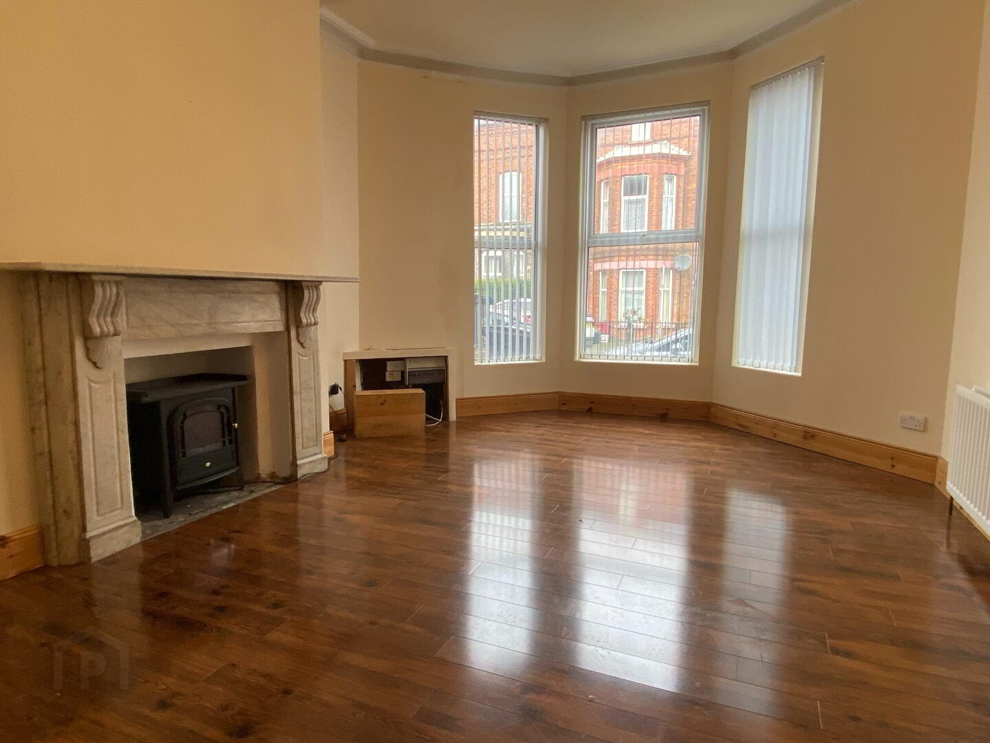 property description image