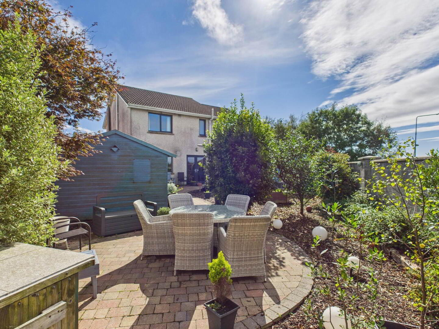 7 Meadowbrook 2 of 25