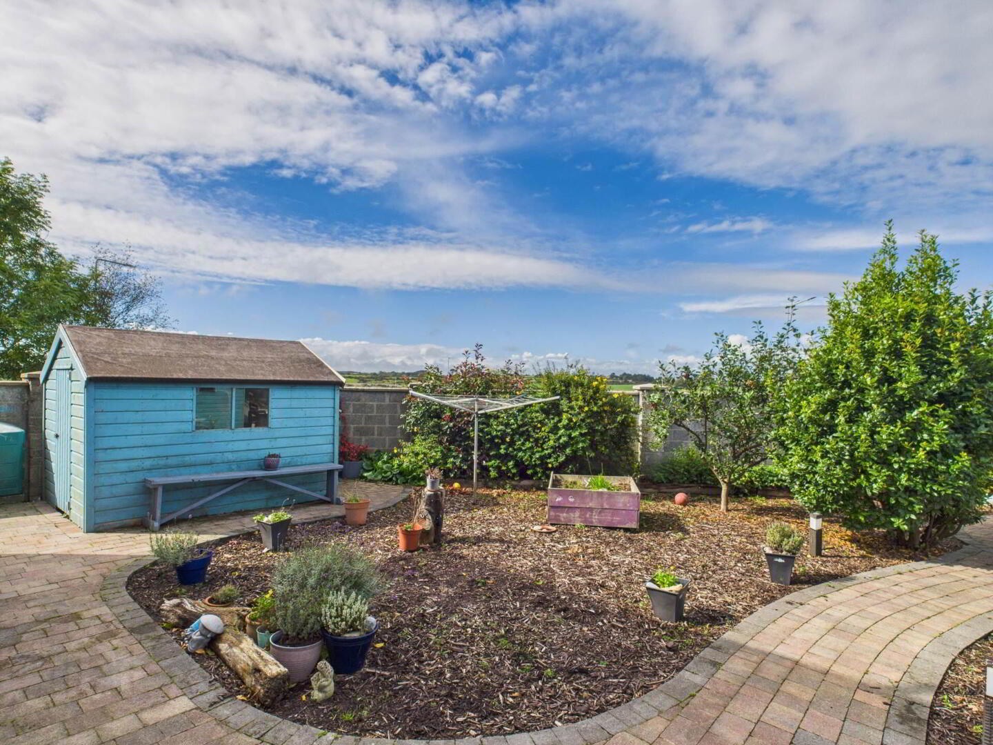 7 Meadowbrook 19 of 25