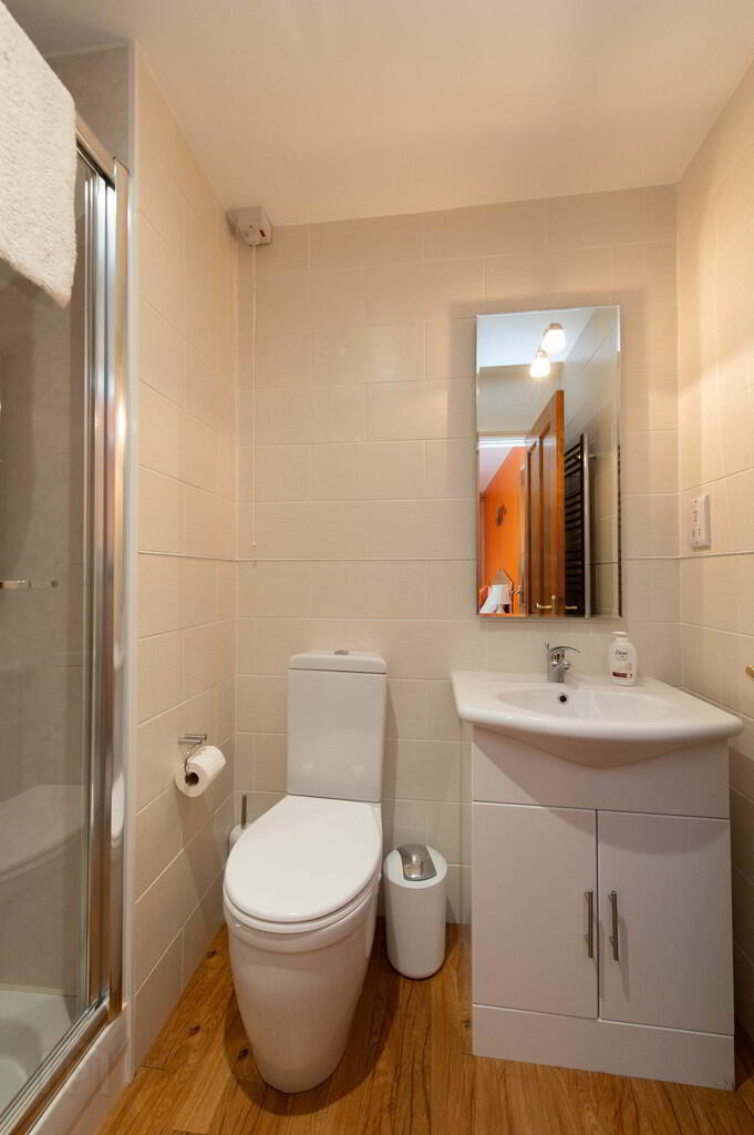44 Glenkeen Avenue 29 of 48
