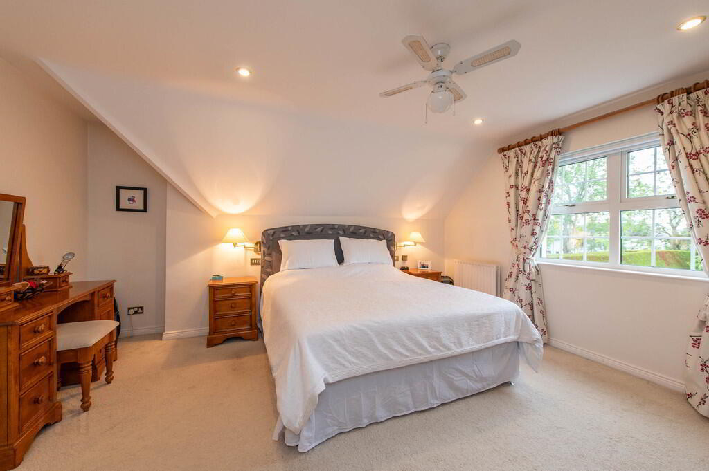 44 Glenkeen Avenue 23 of 48