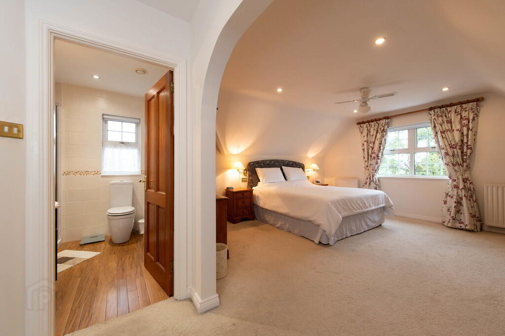 44 Glenkeen Avenue 26 of 48