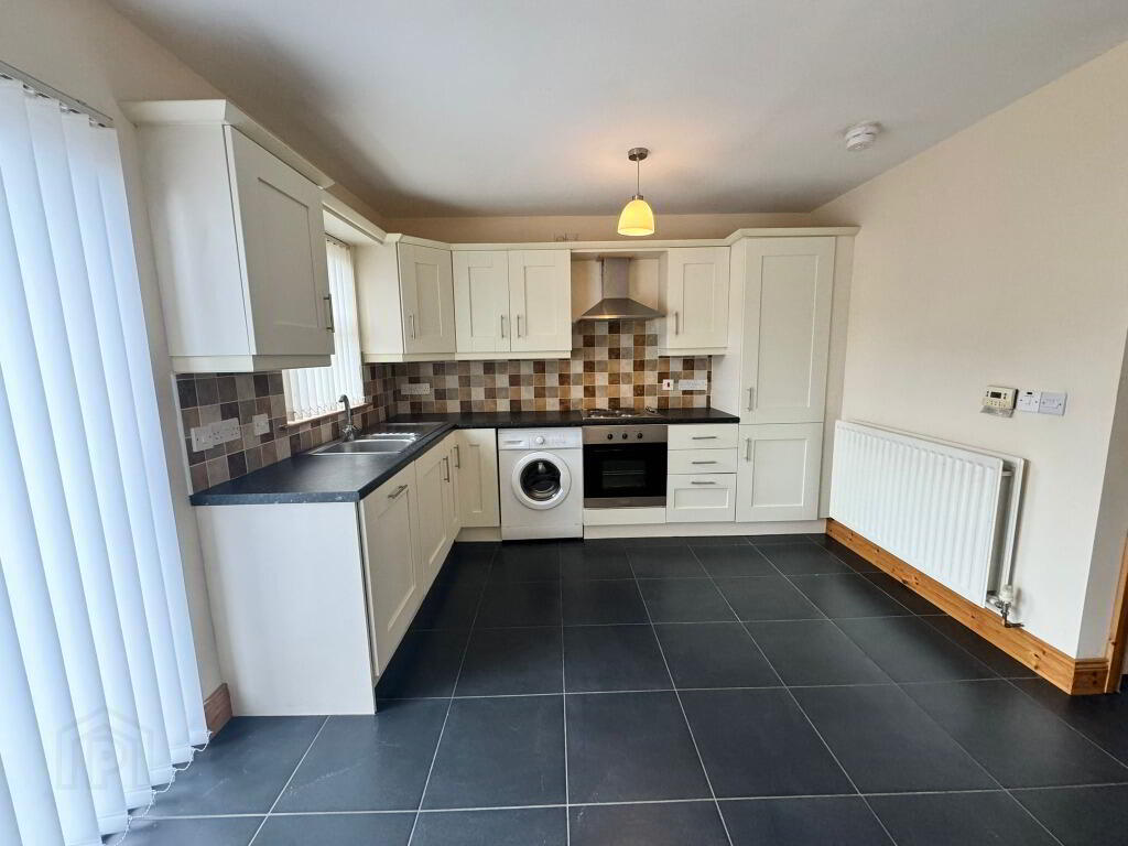 49 Demesne Grove 8 of 25