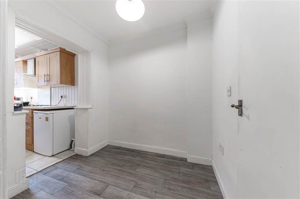73 Glenbank Drive 4 of 10