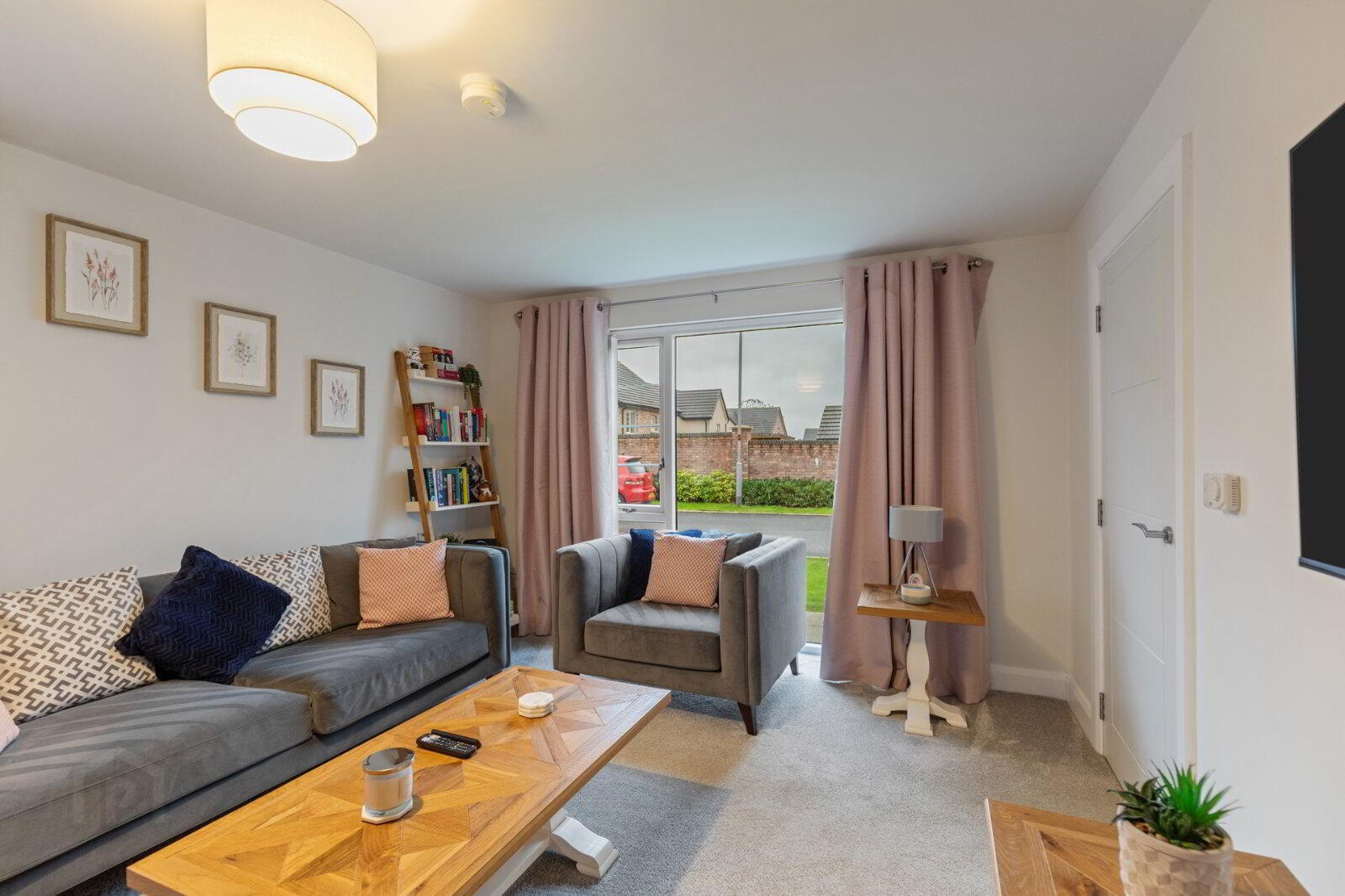 15 Woodbrook Grove 3 of 14