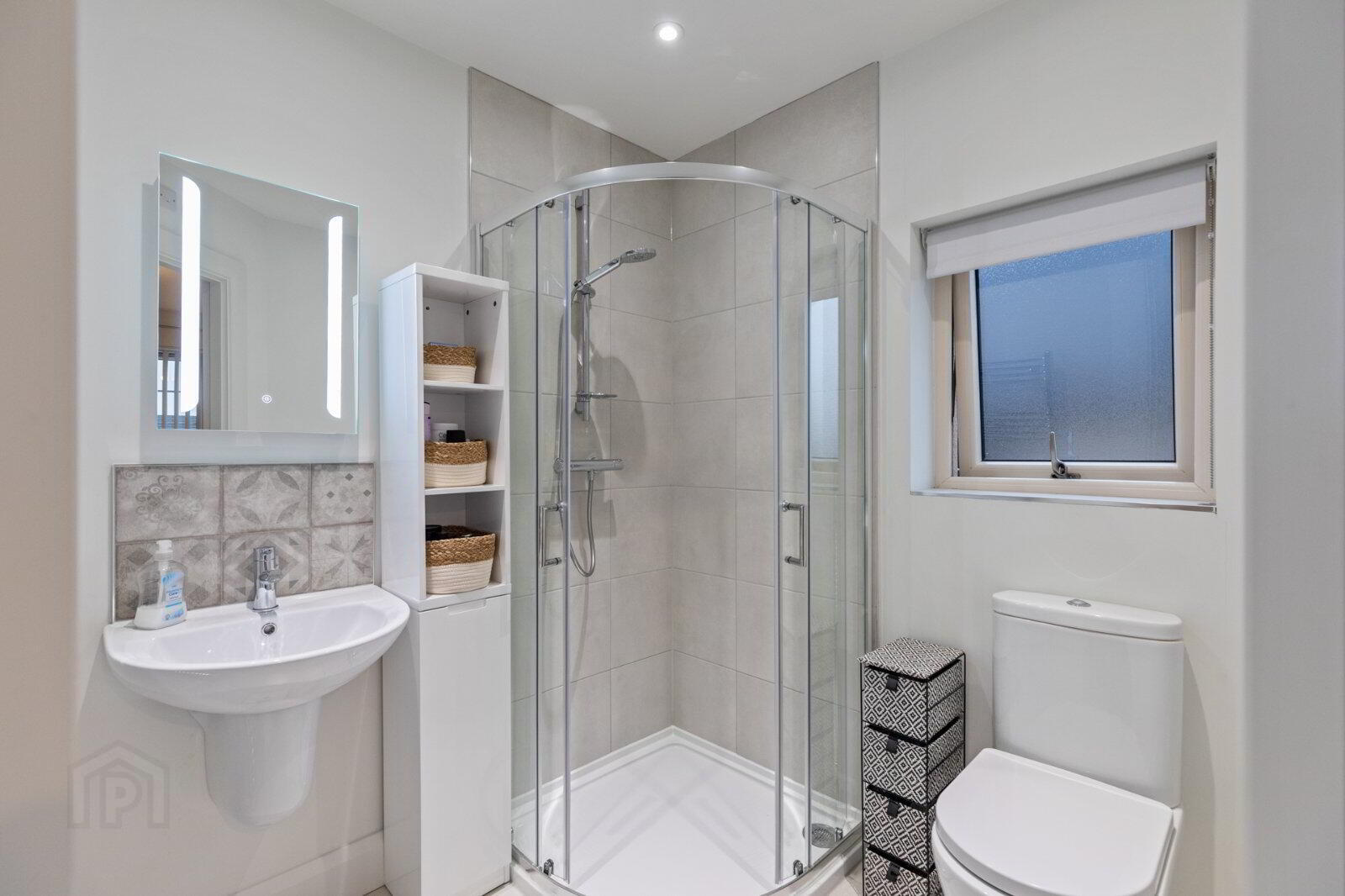 15 Woodbrook Grove 10 of 14