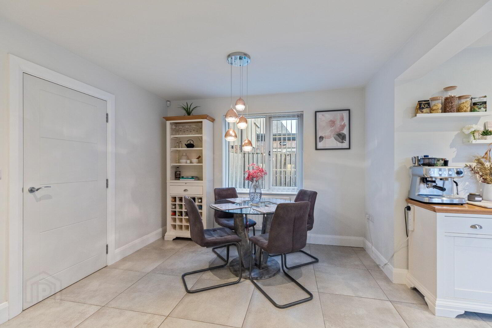 15 Woodbrook Grove 6 of 14