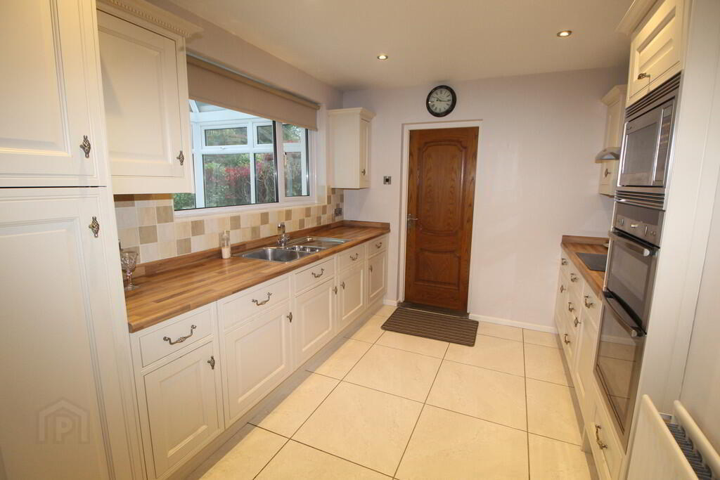 6 Lenamore Park 7 of 24