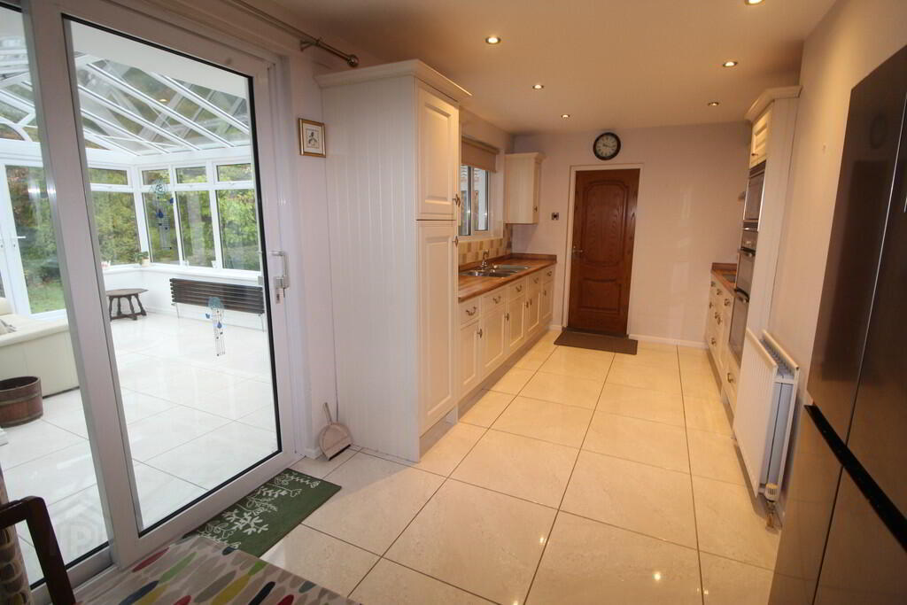 6 Lenamore Park 11 of 24