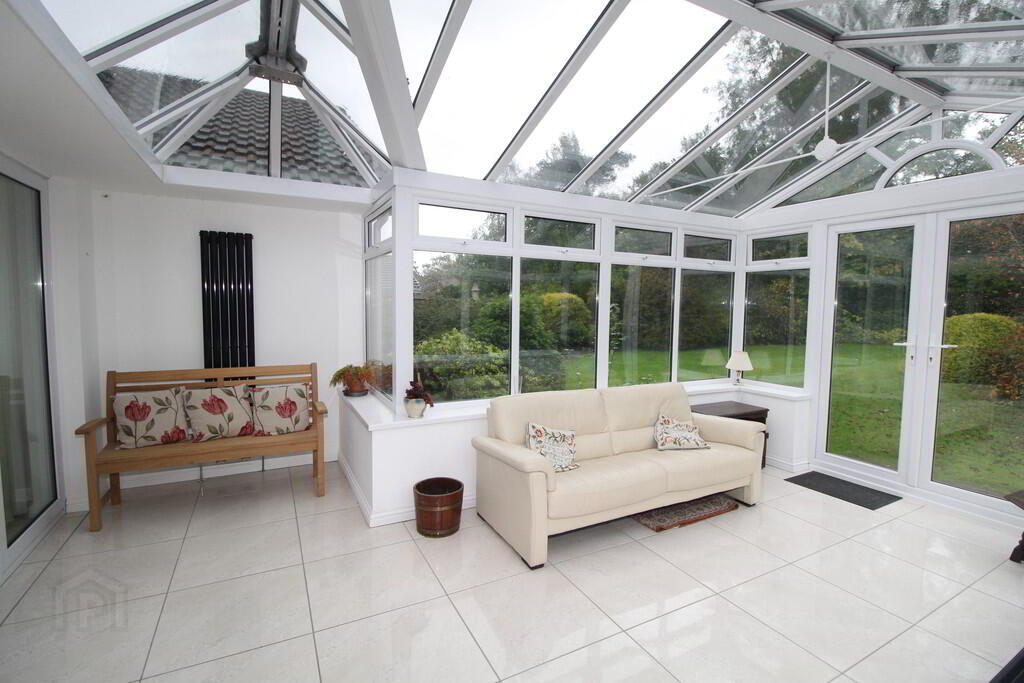 6 Lenamore Park 14 of 24
