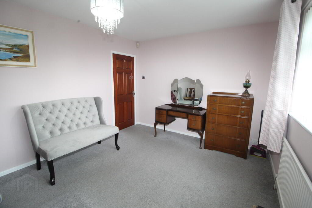 6 Lenamore Park 15 of 24