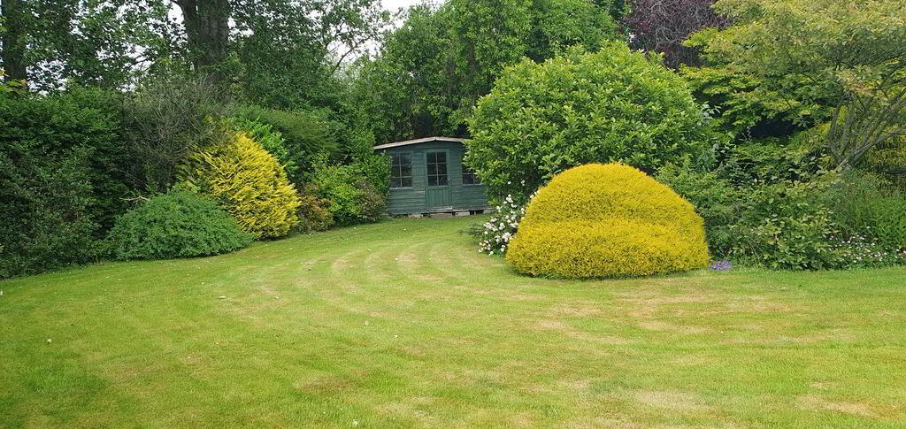 6 Lenamore Park 22 of 24