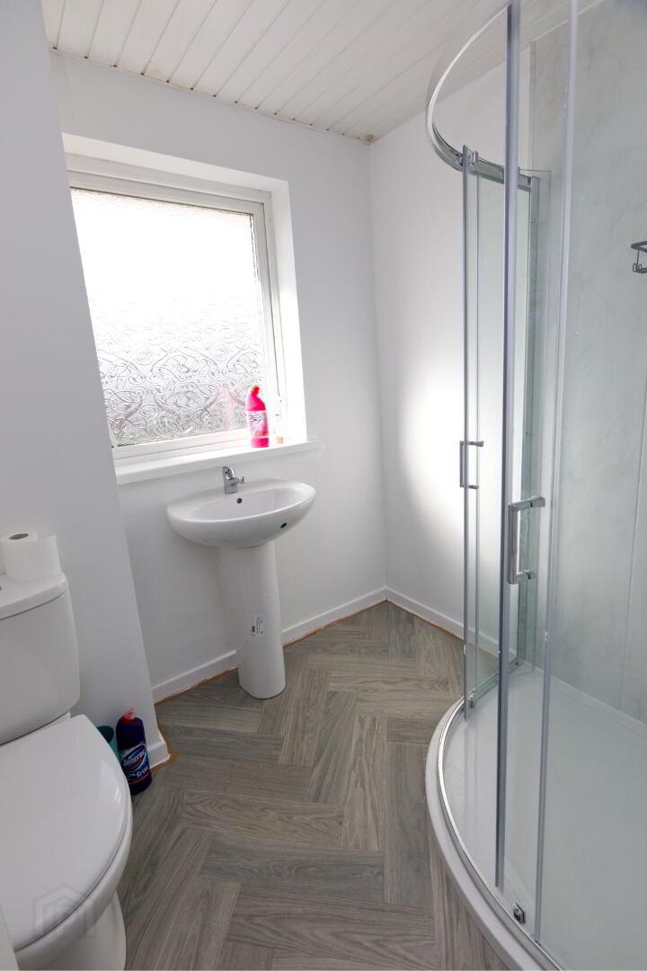 113 Upper Greenwell Street 4 of 11