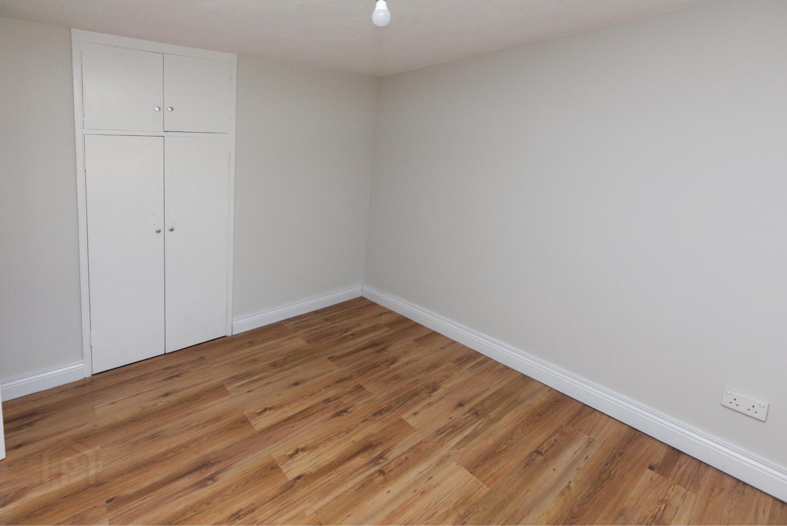 113 Upper Greenwell Street 6 of 11