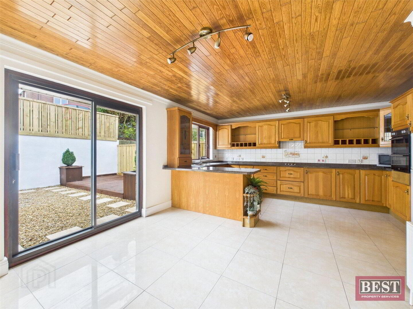 2 Ardaveen Close 6 of 18