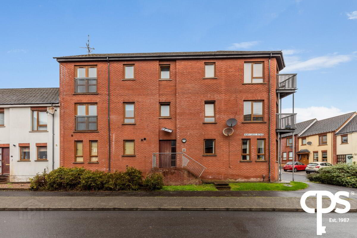 5b Heath Lodge Avenue 2 of 17