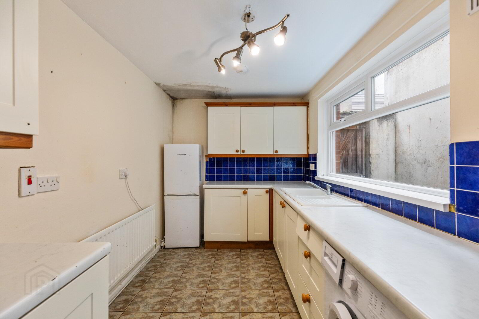 12 Batley Street 8 of 21