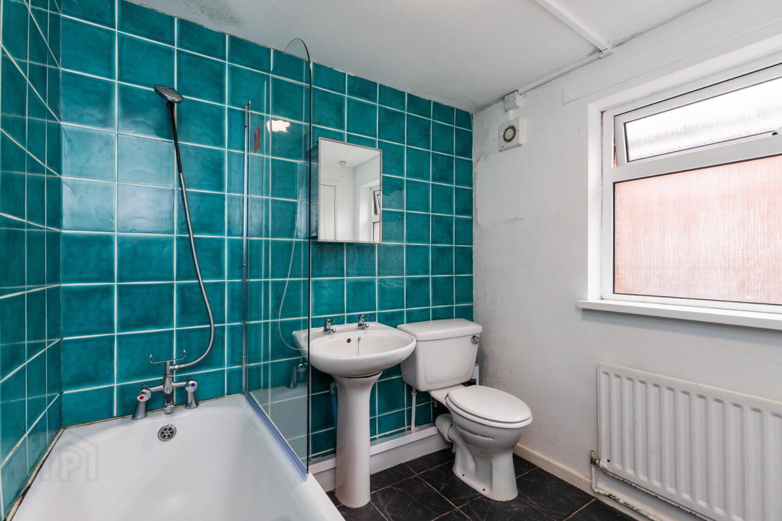 12 Batley Street 18 of 21