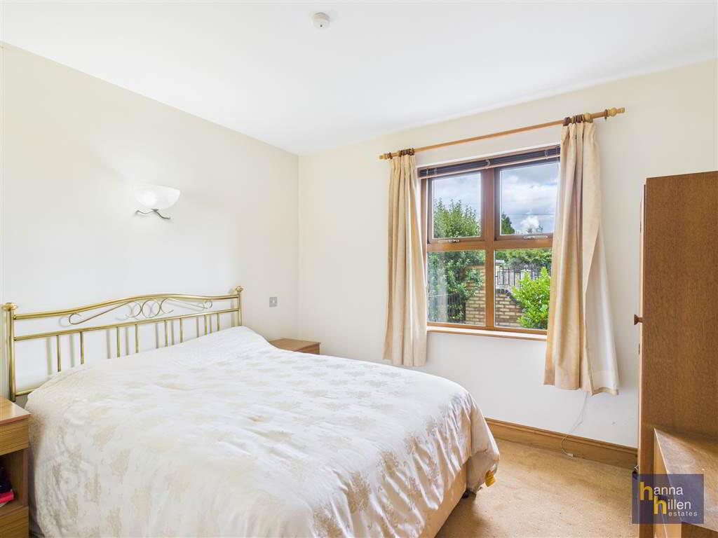 9 Malinmore Mews 6 of 9