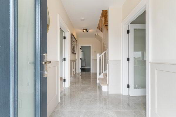 property description image