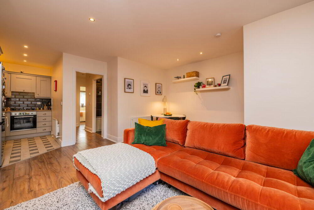 67 Hampton Wood Park 4 of 21