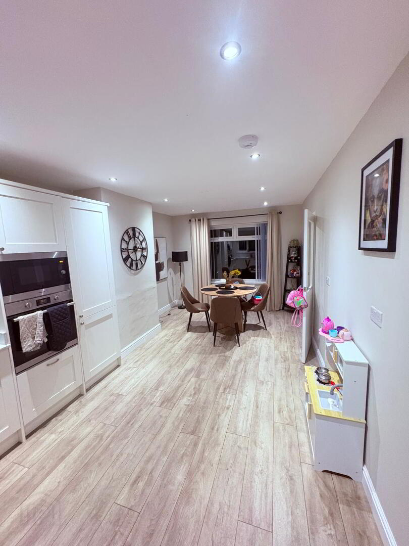 22 Creevy Avenue 3 of 9