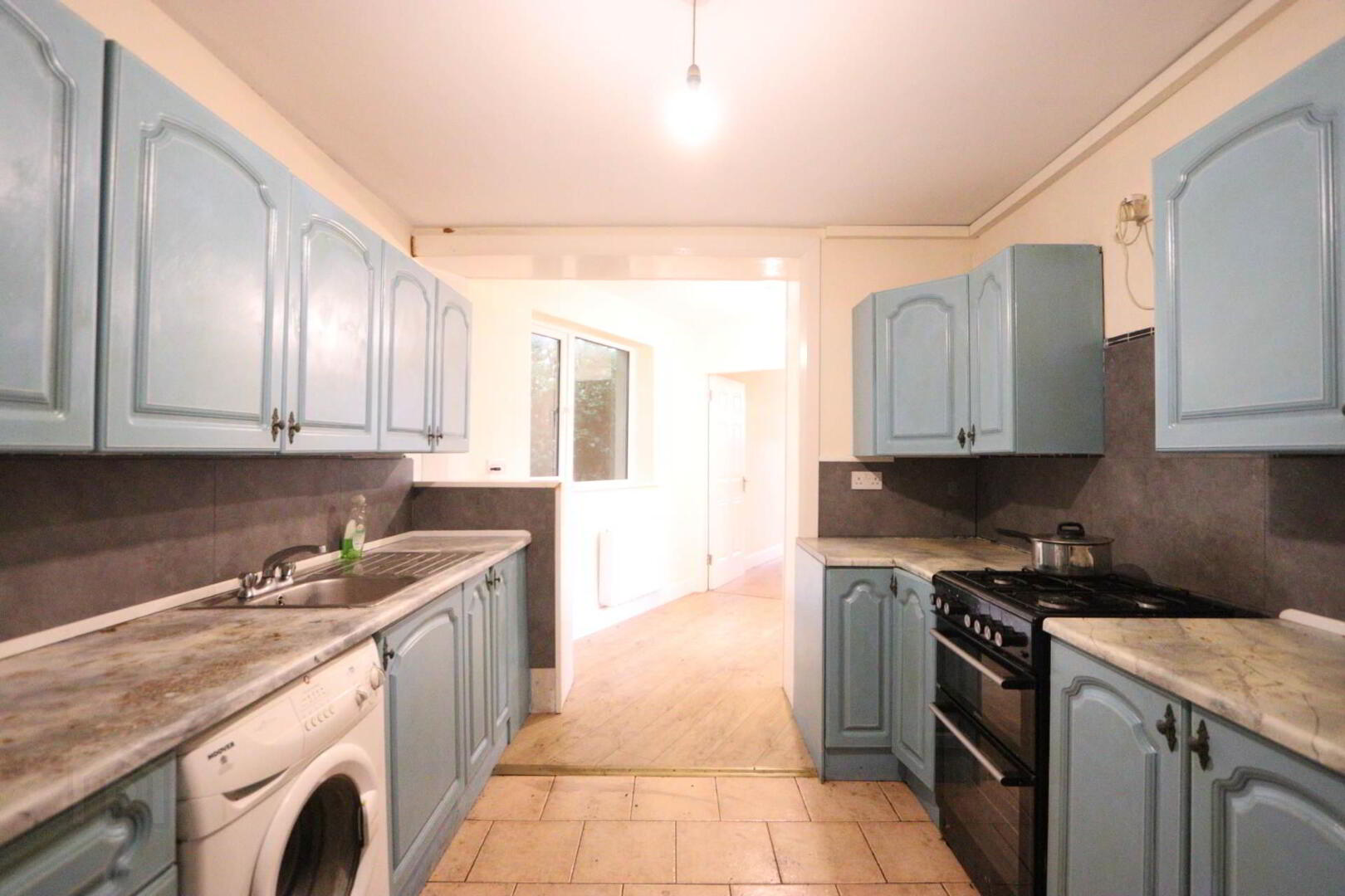 59 Holycross Place 6 of 12