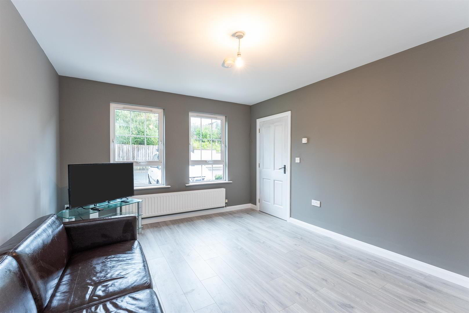 11 Glenview Avenue 5 of 19