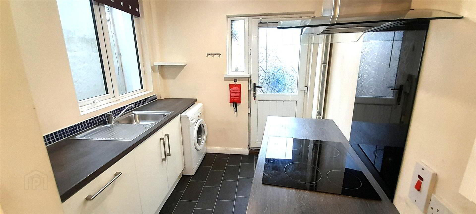 27 Belfast Road 4 of 10